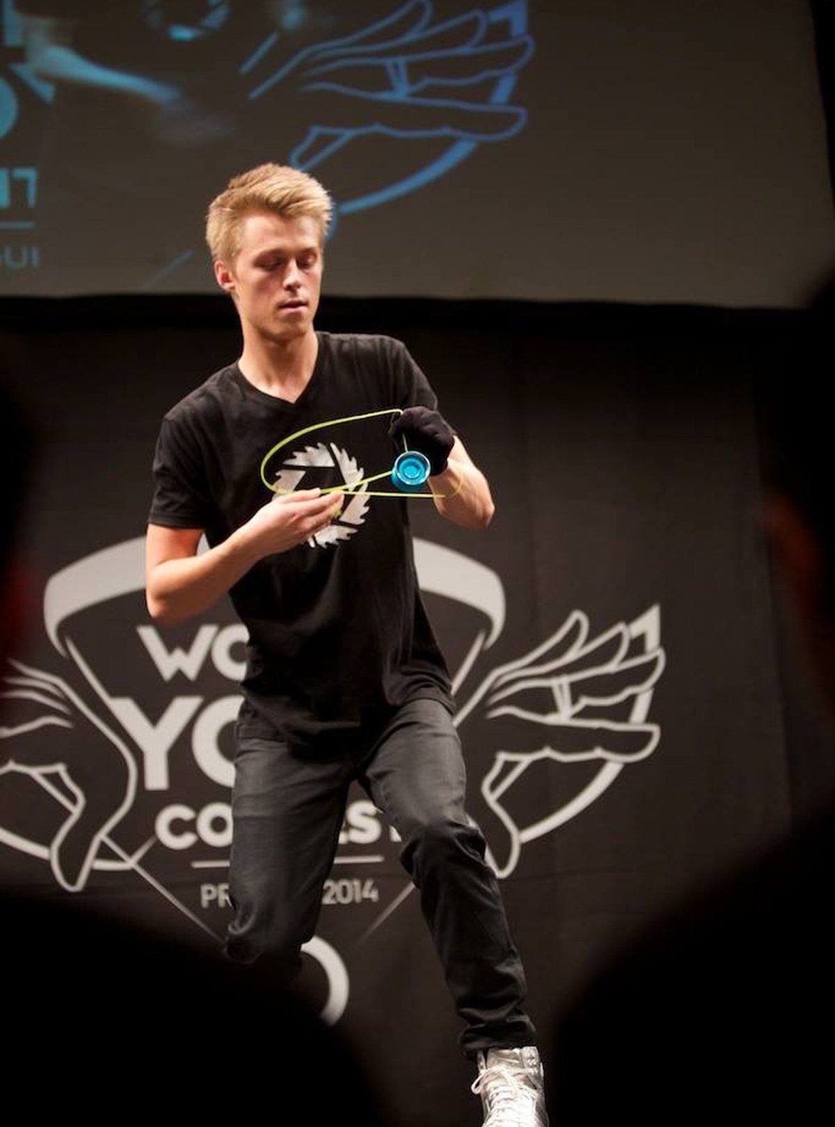 Gentry Stein going Godspeed with Razor Sharp song at 2014 World Championship routine
