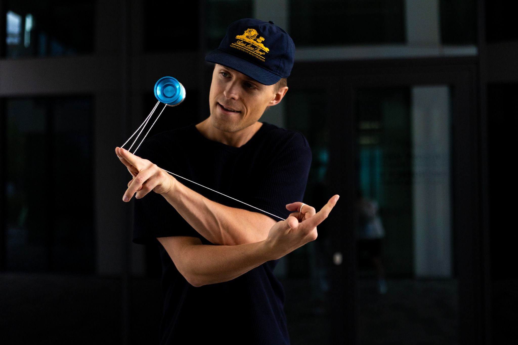 2× World Yo-Yo Champion Gentry Stein demonstrating a professional yo-yo while explaining why a yo-yo is loud and how to fix it.